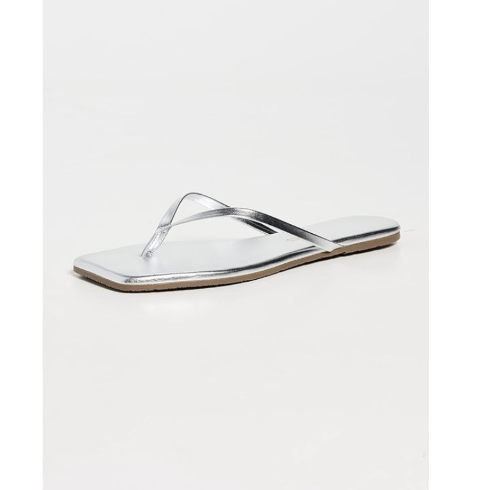 TKEES Square Toe Lily Flip Flops
In silver